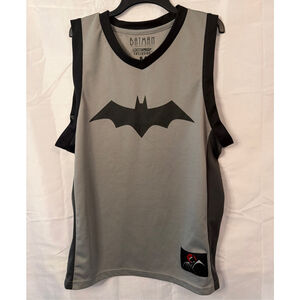 Batman DC The Animated Series Bruce Wayne 25 Basketball Jersey Loot Wear Medium